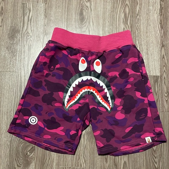 Bape color camo Shark shorts - Picture 1 of 5